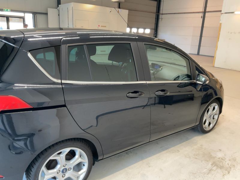 Ford B-Max 1.6 Ti-VCT Titanium — zdjęcie 7