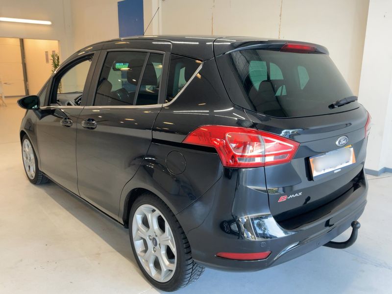 Ford B-Max 1.6 Ti-VCT Titanium — zdjęcie 3