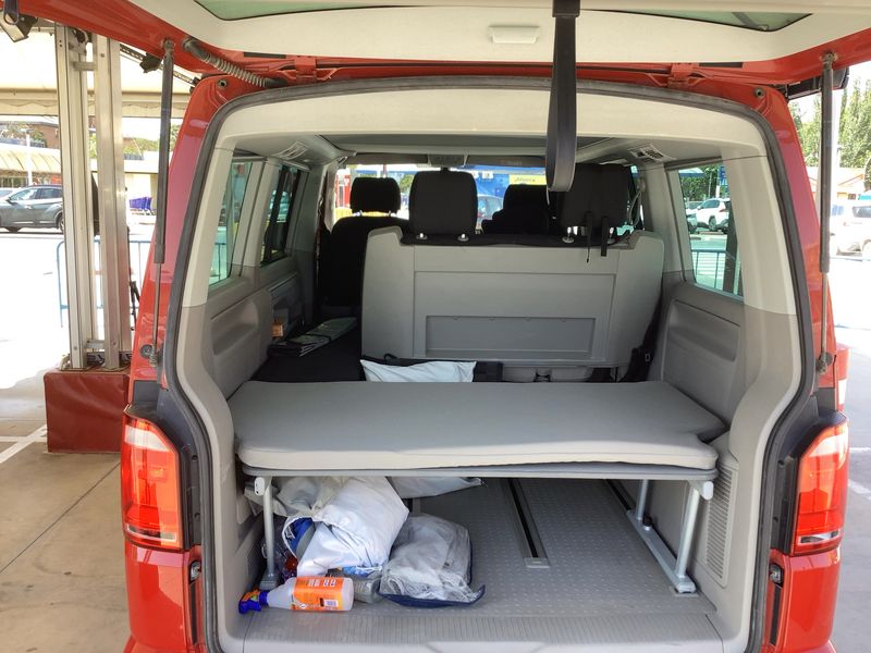 Volkswagen T6 California 2.0 TDI Beach — zdjęcie 10