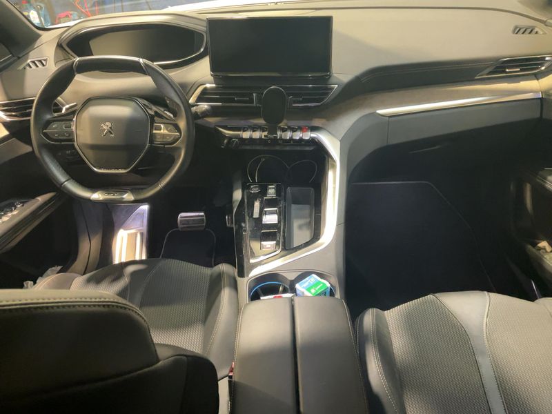 Peugeot 3008 1.2 PureTech GT — zdjęcie 12