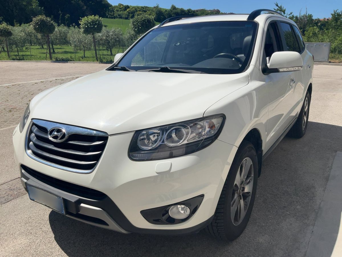 Hyundai Santa 2011
