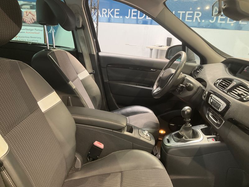 Renault Grand Scenic 1.6 dCi BOSE Edition — zdjęcie 3