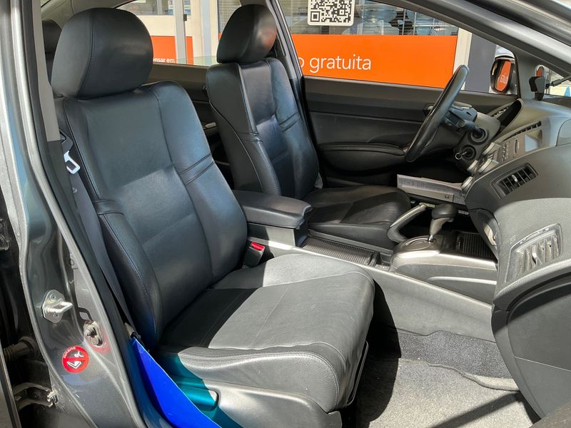 Honda Civic 1.3 Hybrid Elegance — zdjęcie 11