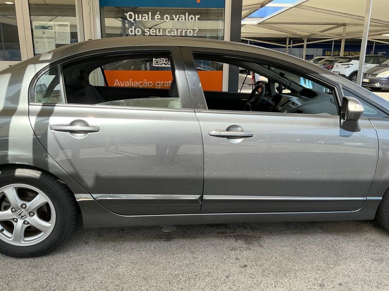 Honda Civic 1.3 Hybrid Elegance — zdjęcie 7