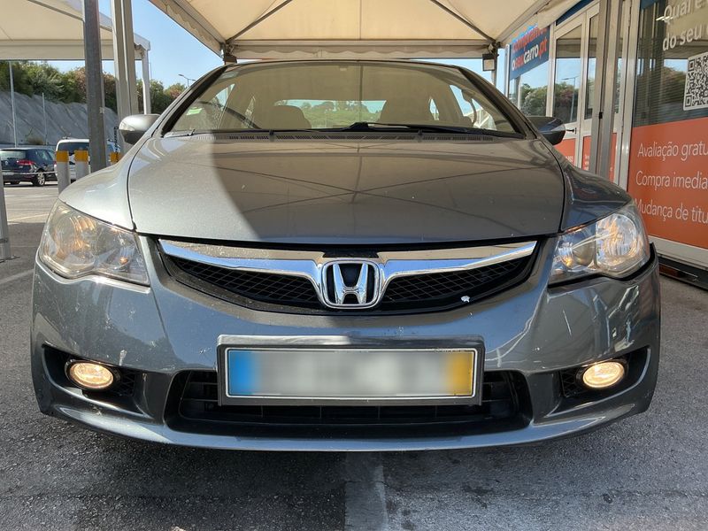 Honda Civic 1.3 Hybrid Elegance — zdjęcie 9