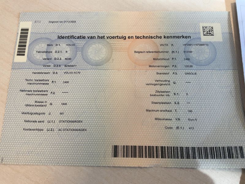 Volvo XC70 2.4 D4 Summum AWD — zdjęcie 15