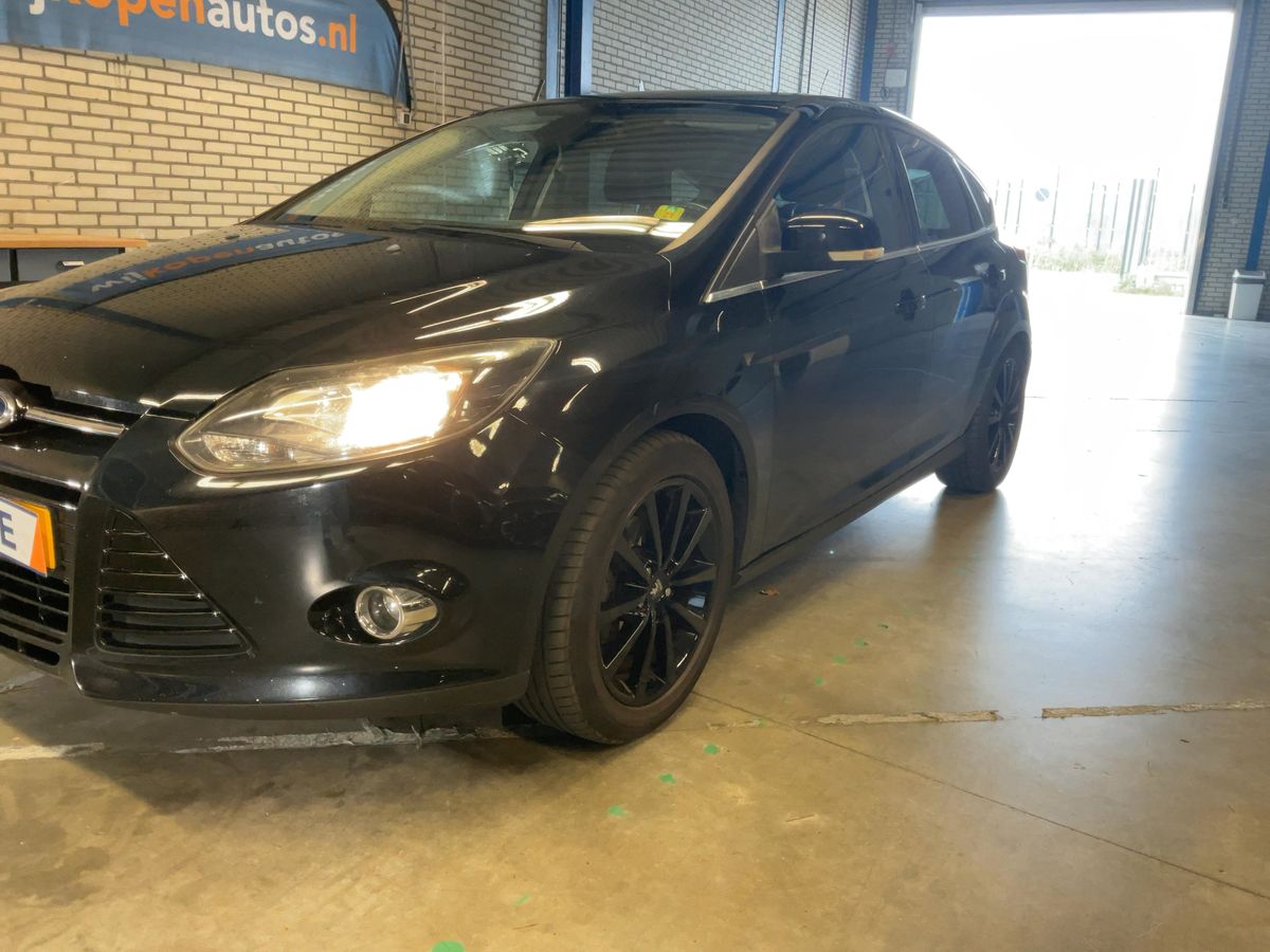 Ford Focus 1.6 Ti-VCT Titanium