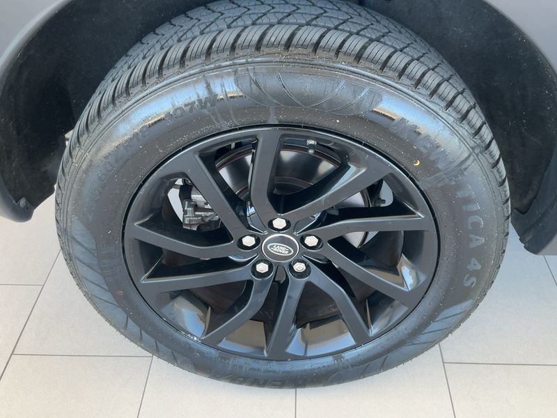 Land Rover Discovery Sport 2.0 Td4 SE AWD 2019 – снимка 9