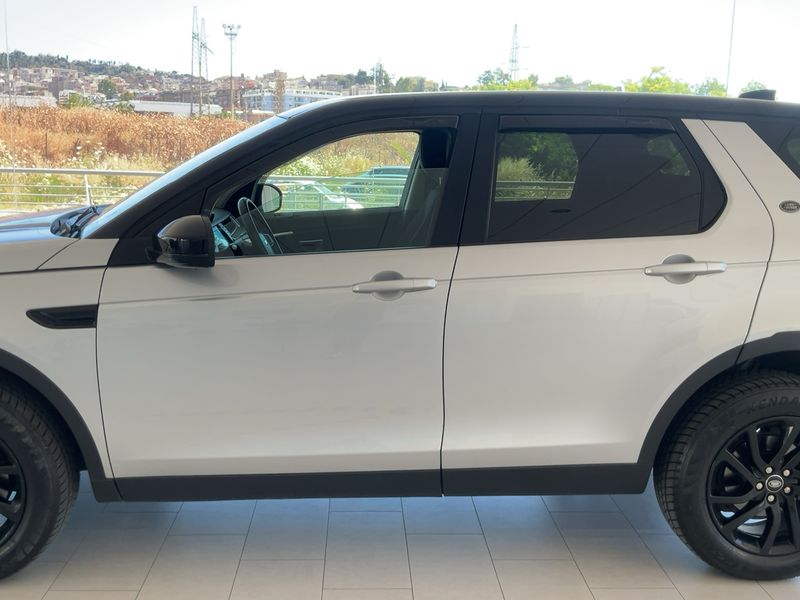 Land Rover Discovery Sport 2.0 Td4 SE AWD 2019 – снимка 4