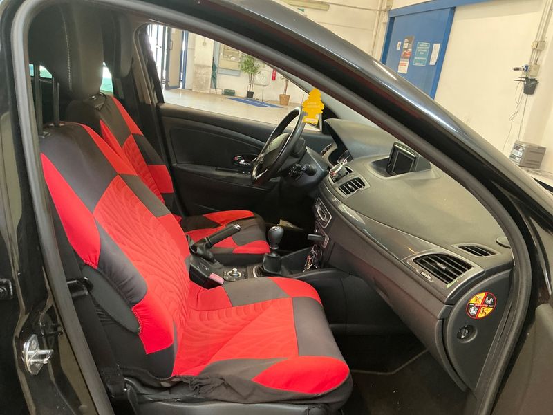 Renault Megane 1.5 dCi Limited — zdjęcie 3