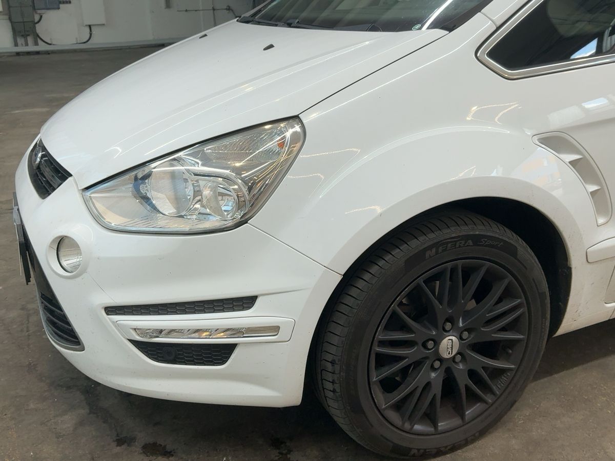 Ford S-Max 2.2 TDCi Titanium