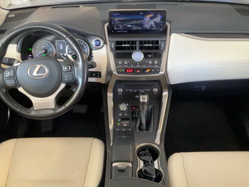 Lexus NX-Serie NX 300h E-Four Executive — zdjęcie 12