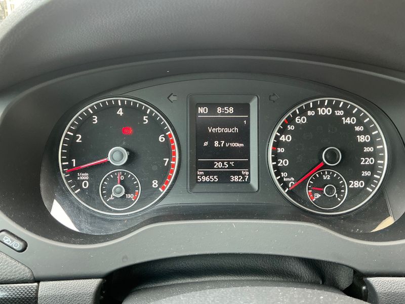 Volkswagen Jetta 1.2 TSI Comfortline — zdjęcie 13