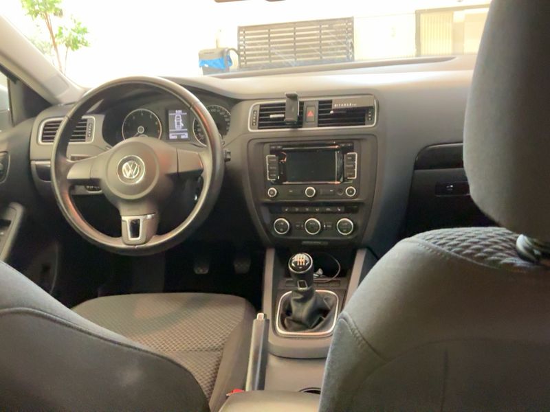 Volkswagen Jetta 1.2 TSI Comfortline — zdjęcie 12