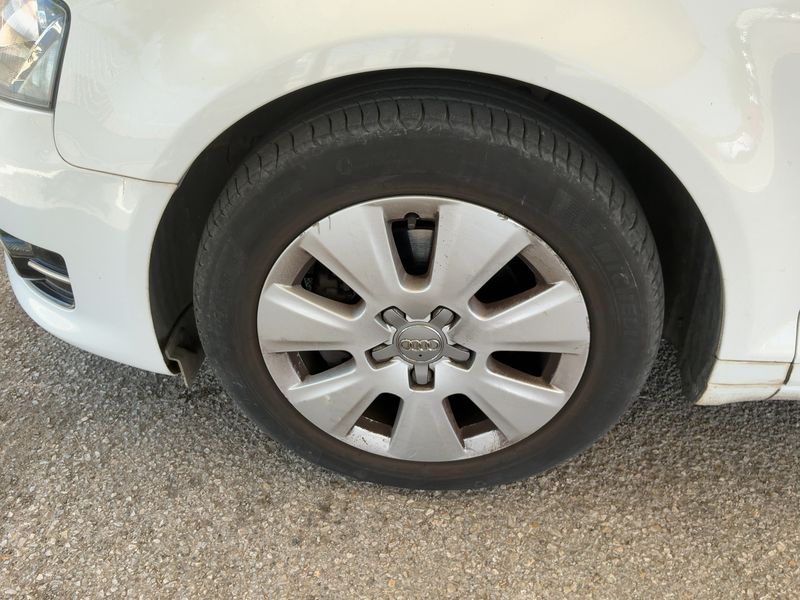 Audi A3 Sportback 2.0 TDI Attraction 2012 – снимка 3