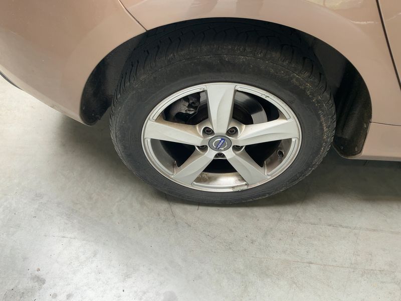 Volvo V40 2.0 D2 Kinetic 2016 – снимка 9