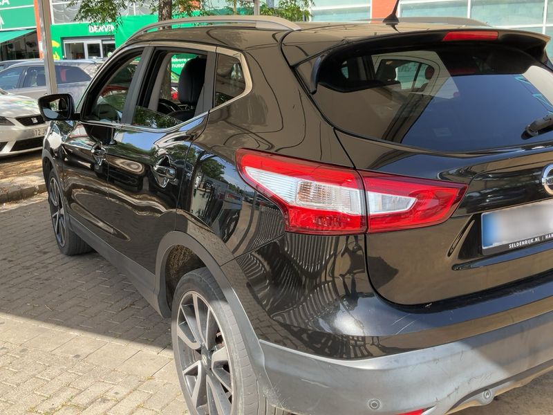 Nissan Qashqai 1.6 dCi Tekna — zdjęcie 3
