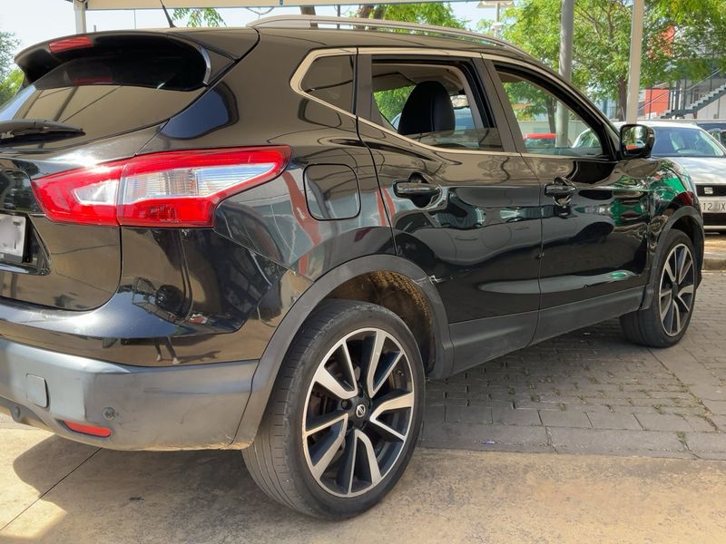 Nissan Qashqai 1.6 dCi Tekna — zdjęcie 6