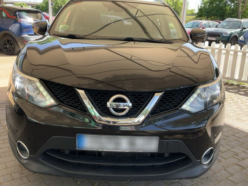 Nissan Qashqai 1.6 dCi Tekna — zdjęcie 9