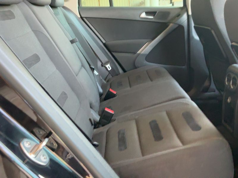 Volkswagen Tiguan 2.0 TDI Sport & Style 4Motion — zdjęcie 14
