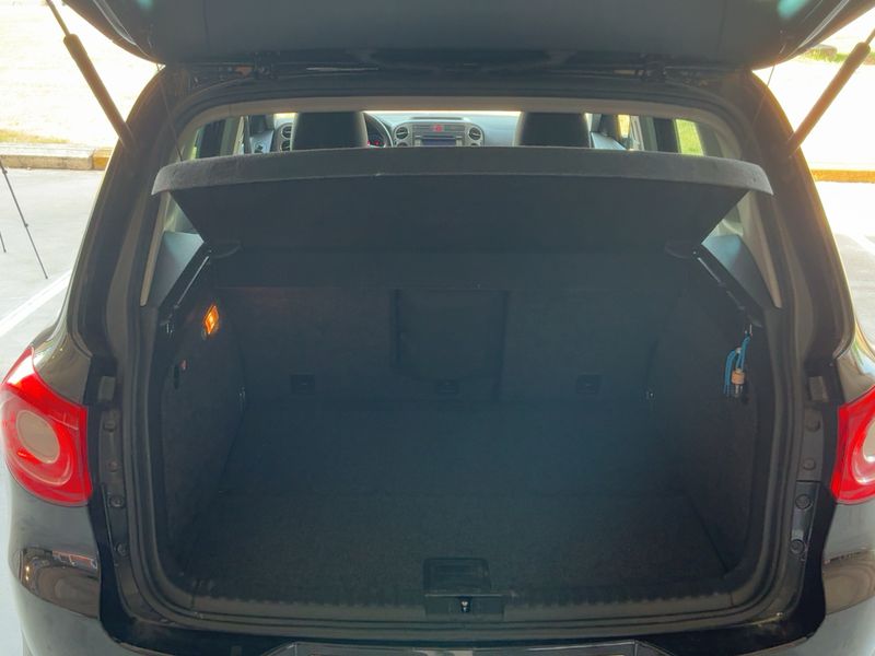 Volkswagen Tiguan 2.0 TDI Sport & Style 4Motion — zdjęcie 10