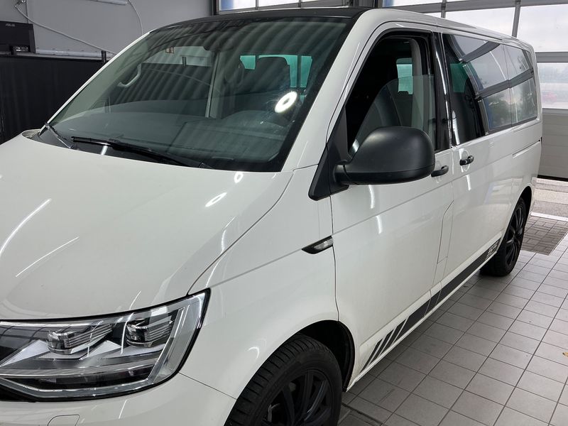 Volkswagen T6 Multivan 2.0 TDI Generation Six — zdjęcie 2
