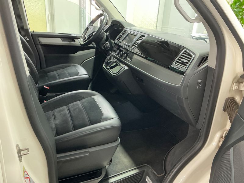 Volkswagen T6 Multivan 2.0 TDI Generation Six — zdjęcie 11
