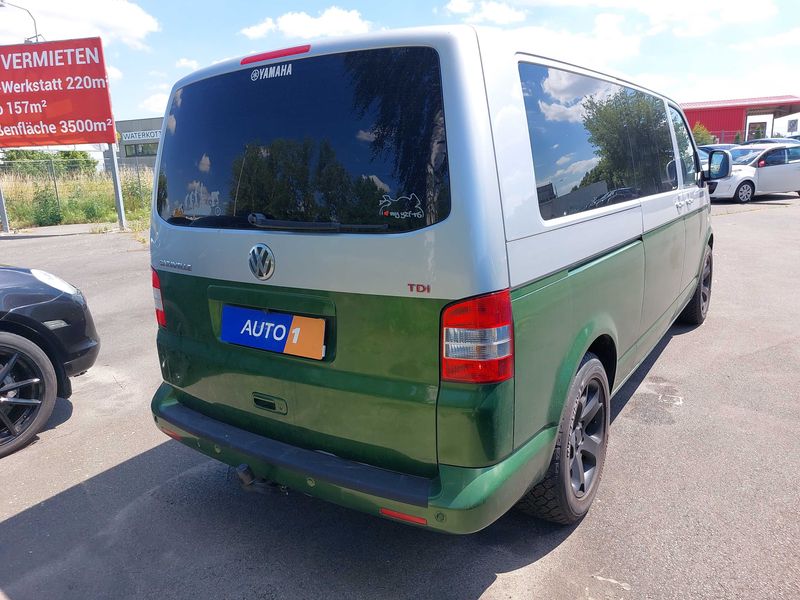 Volkswagen T5 Caravelle 2.5 TDI Comfortline 4Motion lang — zdjęcie 5