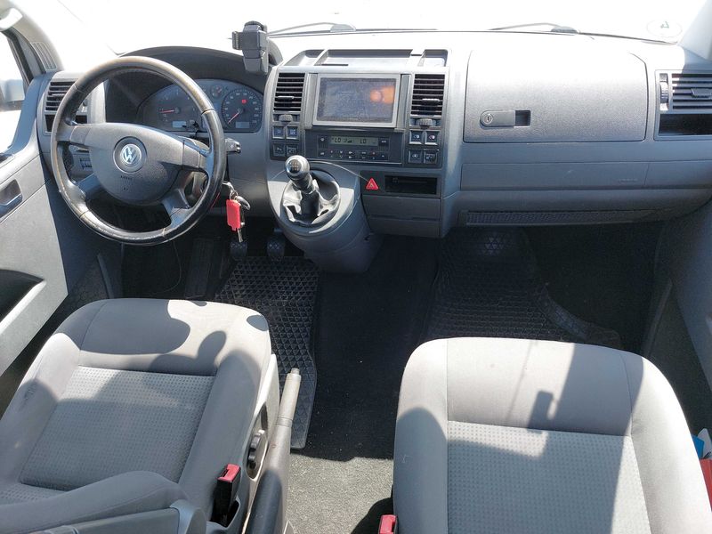 Volkswagen T5 Caravelle 2.5 TDI Comfortline 4Motion lang — zdjęcie 11