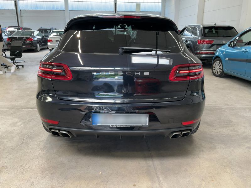 Porsche Macan Turbo — zdjęcie 5