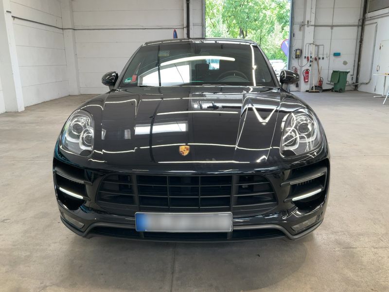 Porsche Macan Turbo — zdjęcie 9