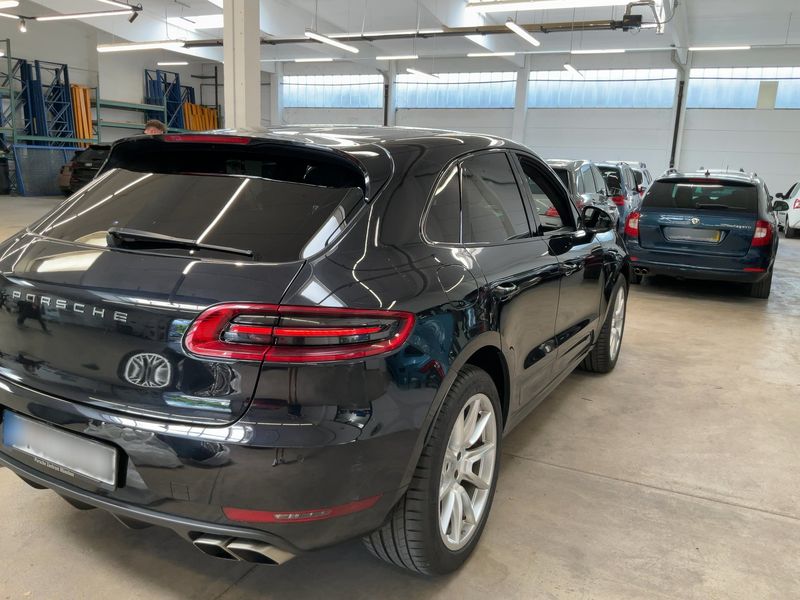 Porsche Macan Turbo — zdjęcie 6
