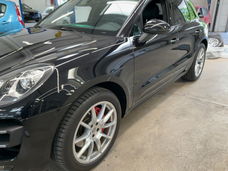 Porsche Macan Turbo — zdjęcie 2