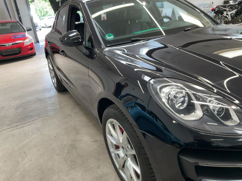 Porsche Macan Turbo — zdjęcie 8