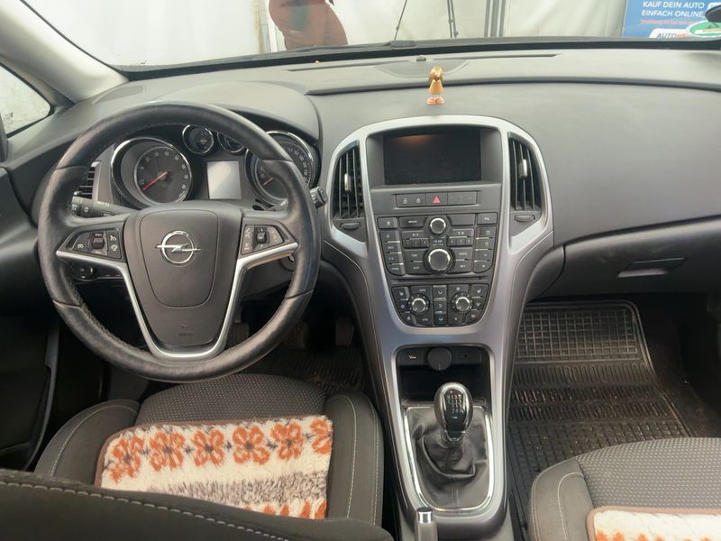 Opel Astra 1.4 Turbo Style — zdjęcie 12