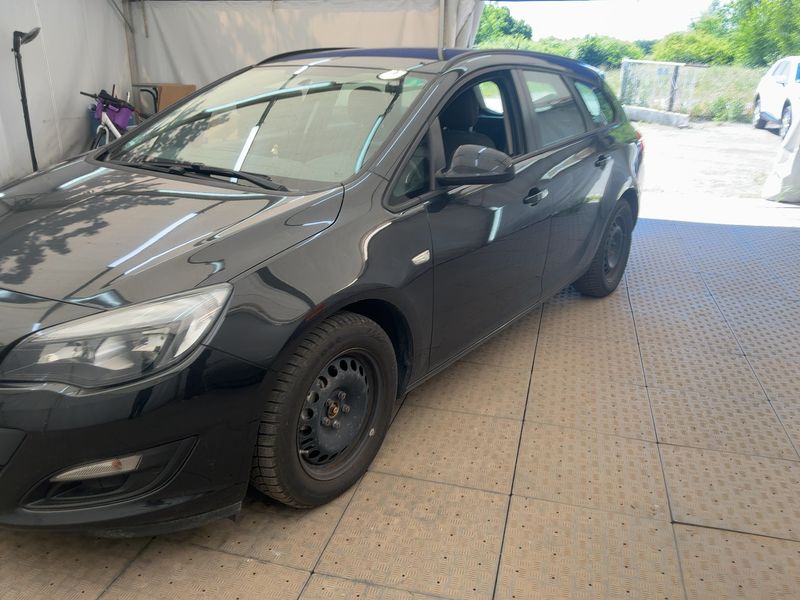 Opel Astra 1.4 Turbo Style — zdjęcie 2