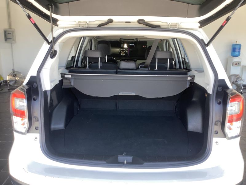Subaru Forester 2.0 Executive — zdjęcie 10