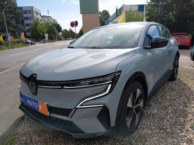 Renault Megane E-Tech EV60 Equilibre — zdjęcie 1