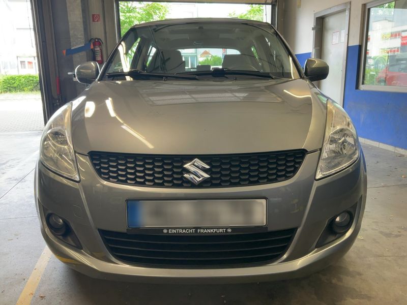 Suzuki Swift 1.2 Comfort — zdjęcie 9