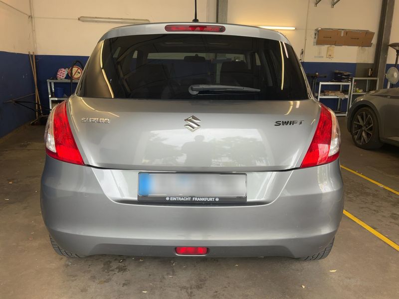Suzuki Swift 1.2 Comfort — zdjęcie 5