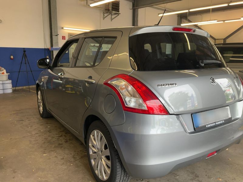 Suzuki Swift 1.2 Comfort — zdjęcie 3