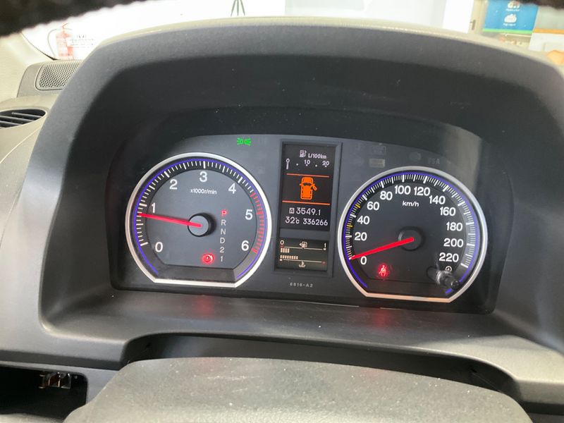 Honda CR-V 2.2 DTEC Luxury — zdjęcie 13