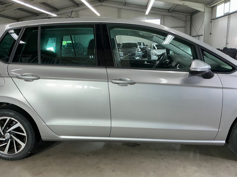 Volkswagen Golf VII Sportsvan 1.0 TSI Join — zdjęcie 7