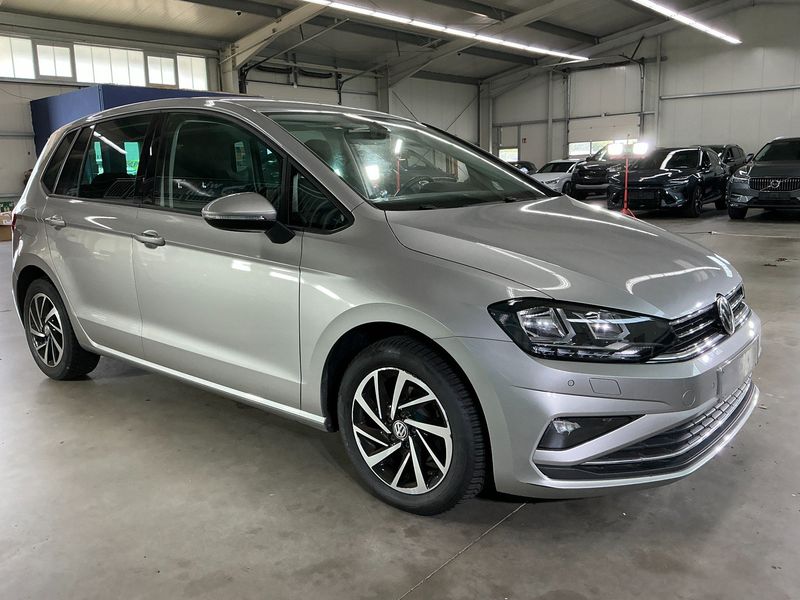 Volkswagen Golf VII Sportsvan 1.0 TSI Join — zdjęcie 8