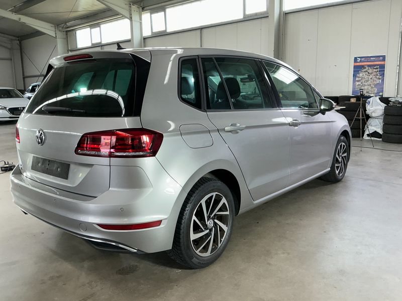 Volkswagen Golf VII Sportsvan 1.0 TSI Join — zdjęcie 6