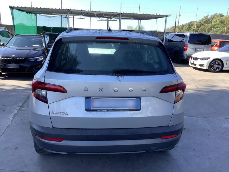 Skoda Karoq 1.0 TSI Ambition — zdjęcie 5