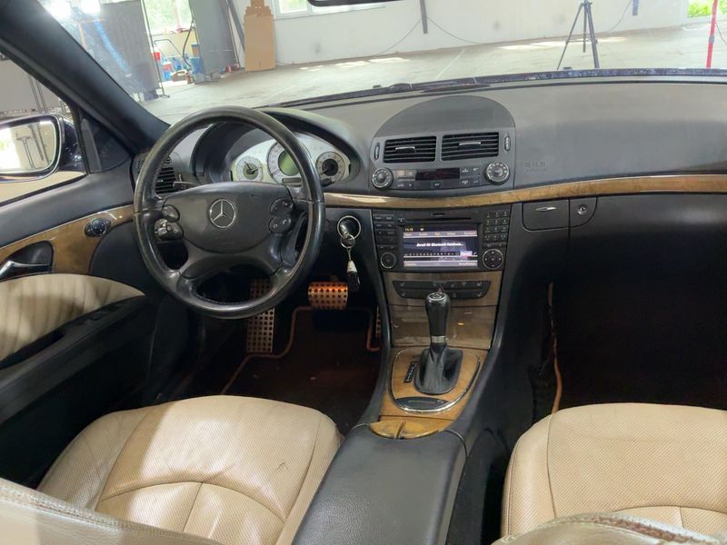 Mercedes-Benz E-Klasse E 350 CGI Avantgarde — zdjęcie 12