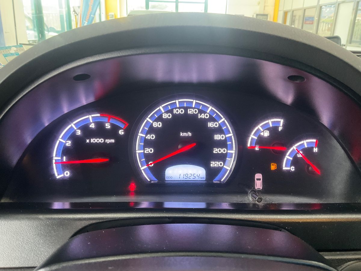 Ssangyong Rexton 2015 — photo 19