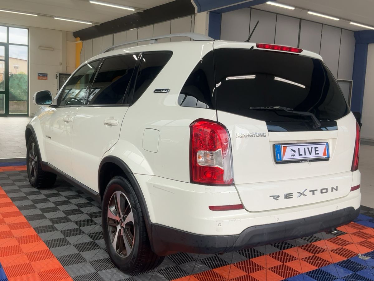 Ssangyong Rexton 2015 — photo 7