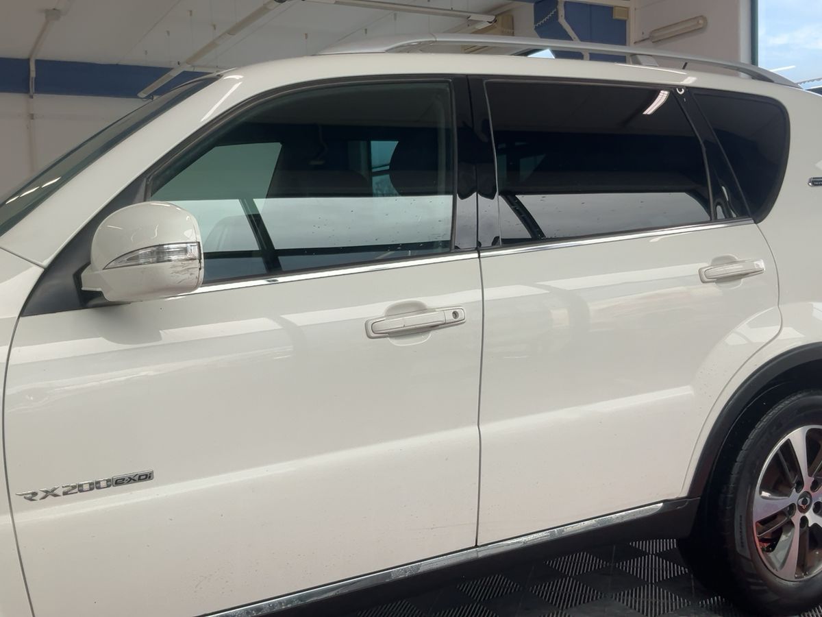 Ssangyong Rexton 2015 — photo 5
